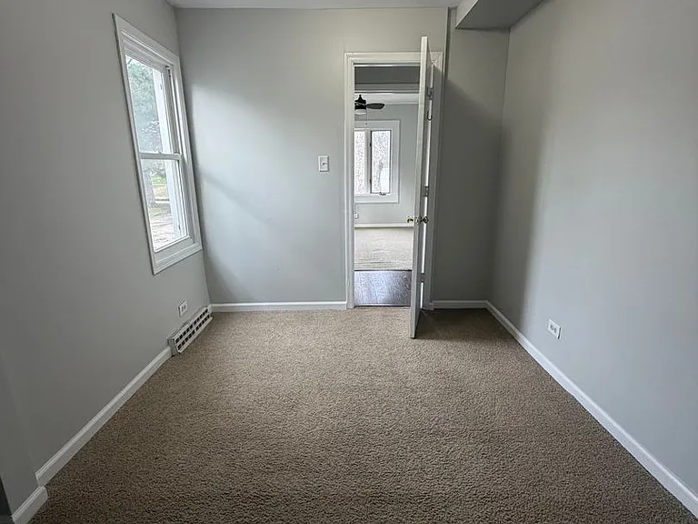 2209 Douglas Ave — Photo 13