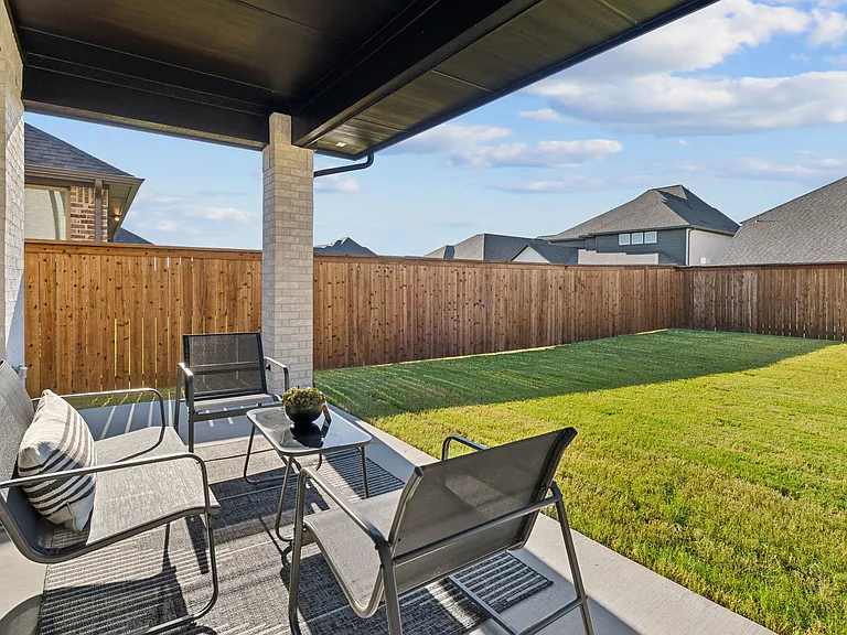 1117 Bradford St — Photo 35