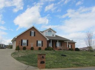 225 Newcastle Dr, Greeneville, TN 37745