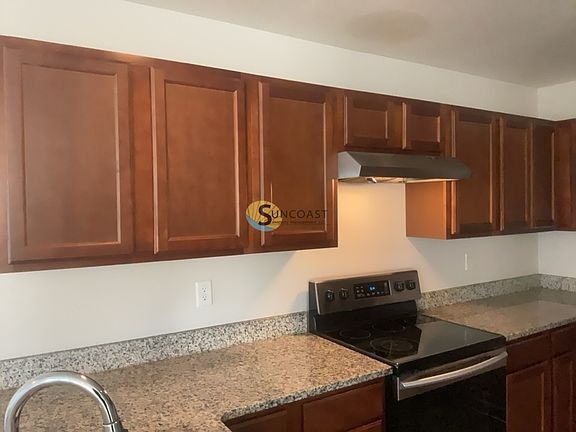 5th image of 7077 Plymouth Grove Ct
