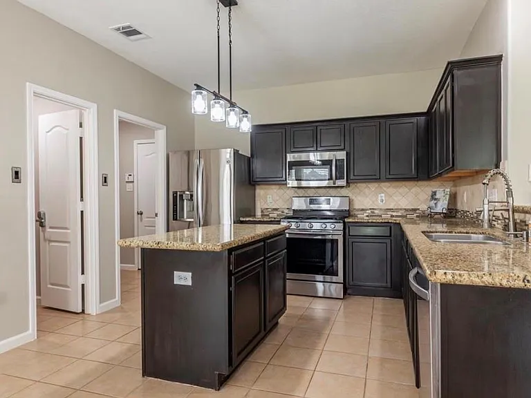 2535 Flycatcher Cove Dr — Photo 4
