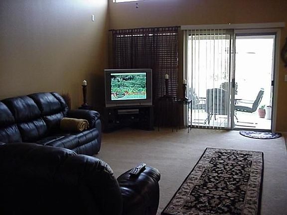 3rd image of 1088 E Orchid Ln
