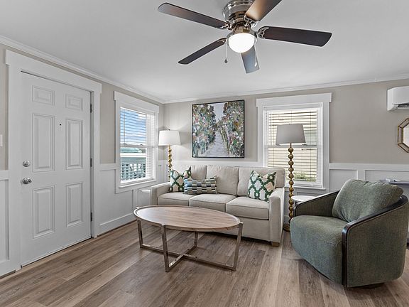 5th image of 119 W Bogue Blvd #17777574