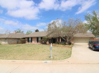 11001 Coachmans Rd, Yukon, OK 73099