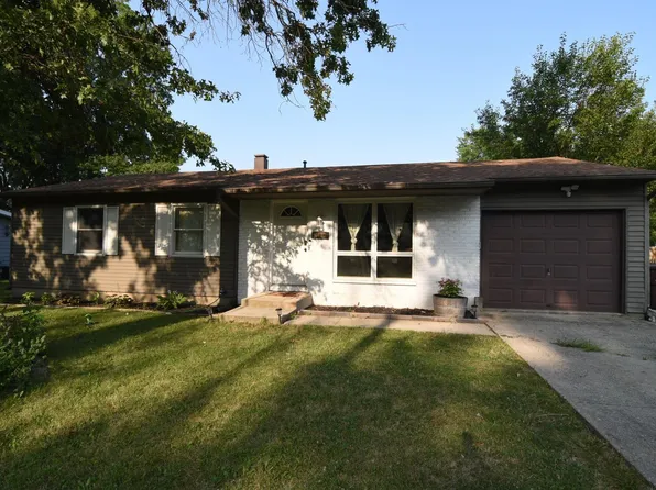 4600 Woodway Dr, Fort Wayne, IN 46835
