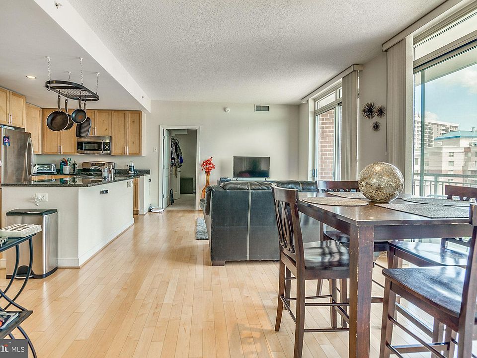 1st image of 820 N Pollard St APT 708