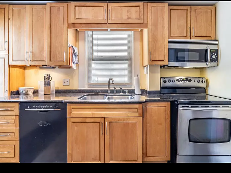 87 Cumberland St #1 — Photo 6