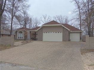 19 Carroll Dr, Bella Vista, AR 72714