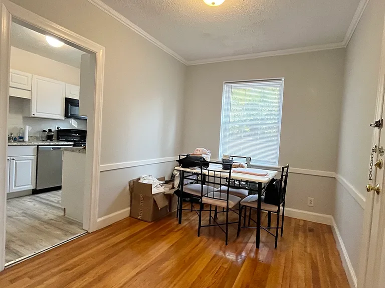 1157 Beacon St #5 — Photo 7