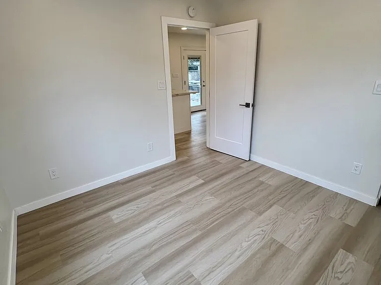 right bedroom