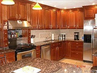 4th image of 49 Atterbury Dr