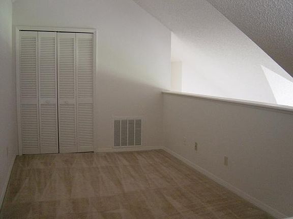 4th image of 6154 Westgate Dr APT 301