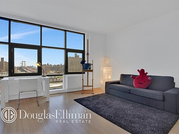 3rd image of 105 Norfolk St APT 11C