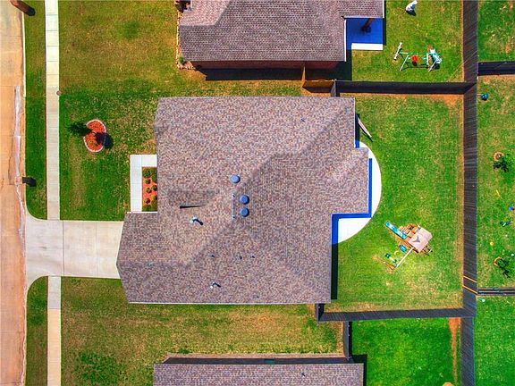 5th image of 713 Silverleaf Dr
