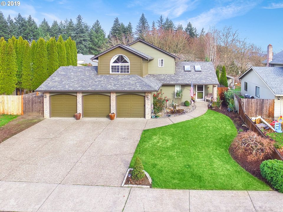 1st image of 807 NE 154th Ave