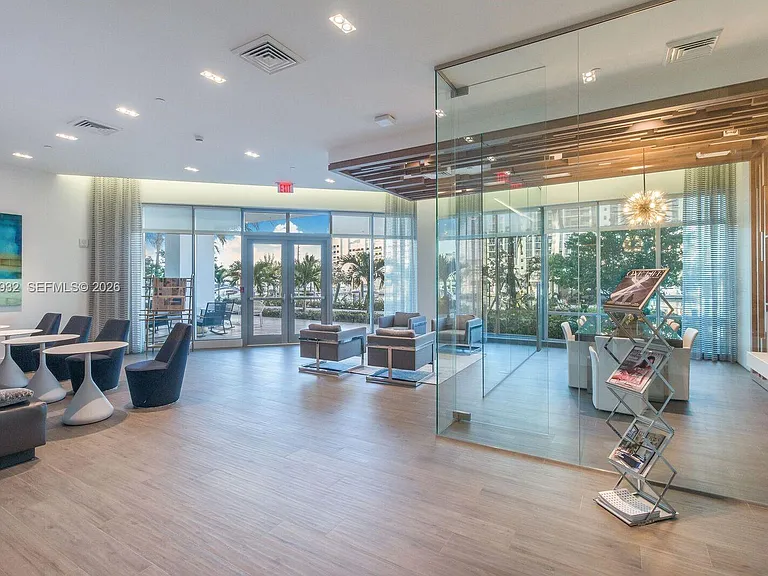17111 N Biscayne Blvd #1703 — Photo 28