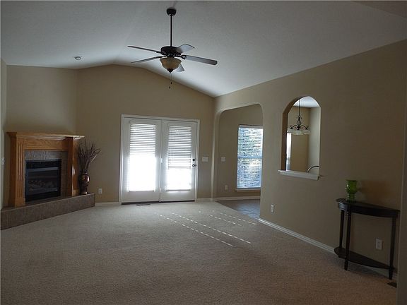2nd image of 21 Harborough Dr
