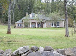1585 W Dumplin Valley Rd, Dandridge, TN 37725