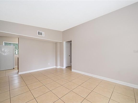 5th image of 5109 Barnett Pl