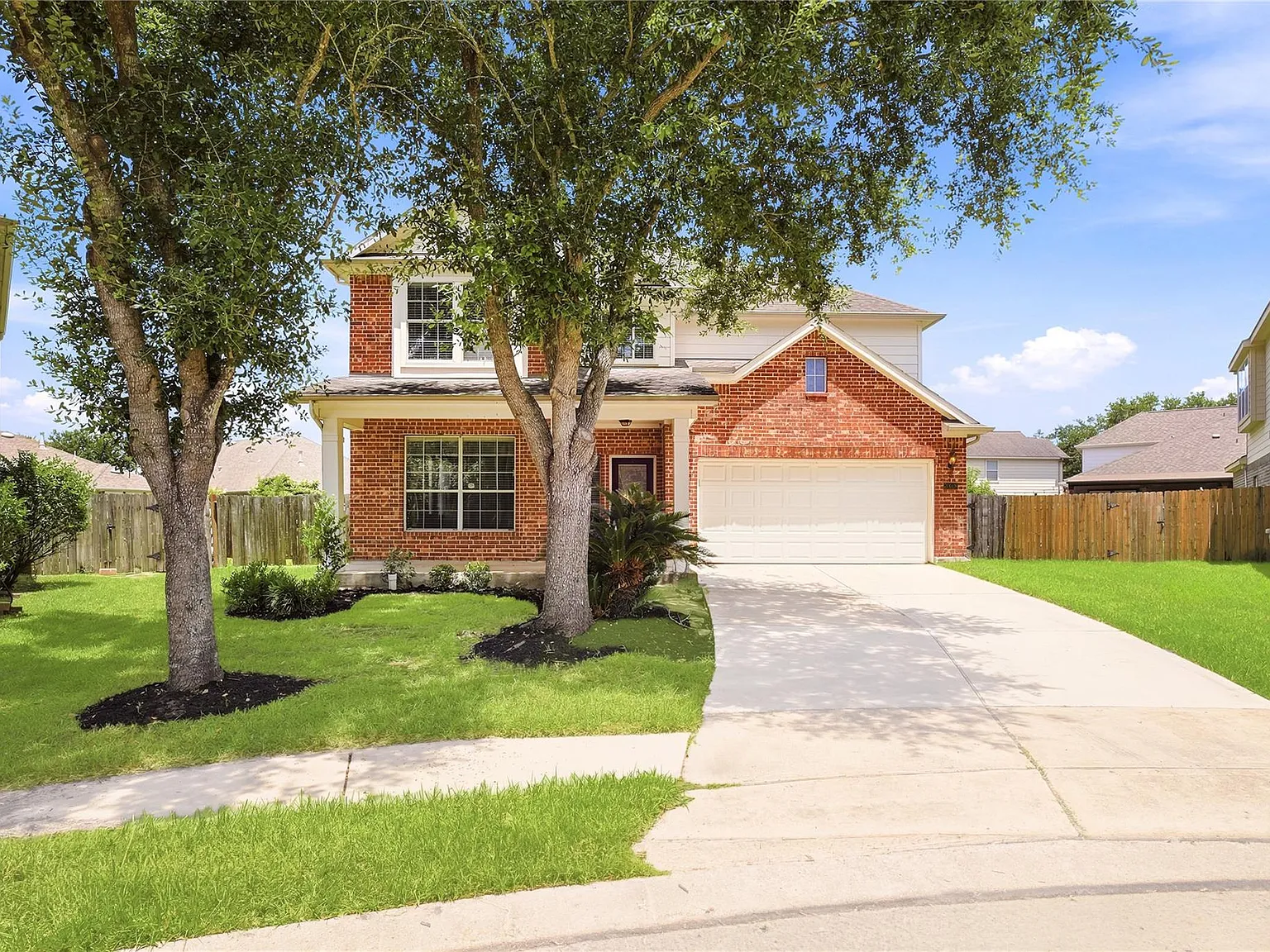 4 bed, 2.5 bath, 3047 sqft, $2,850 — Photo 3