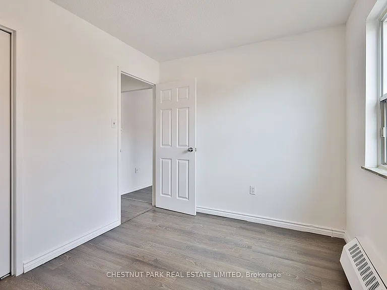 900 Glen St #215 — Photo 23