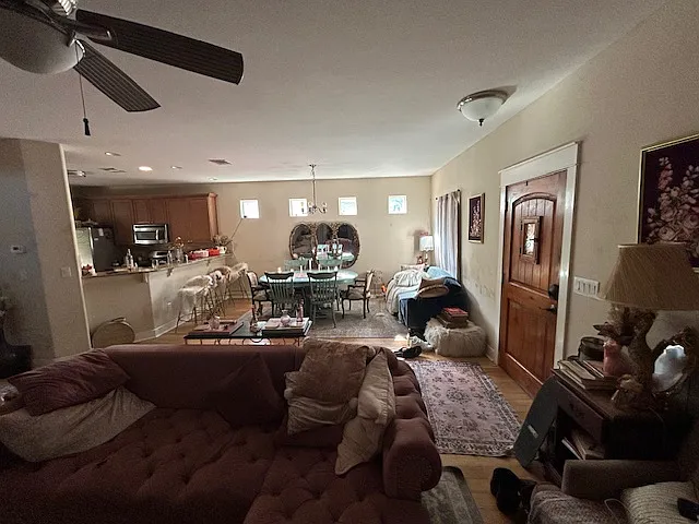 2803 Goodwin Ave — Photo 3