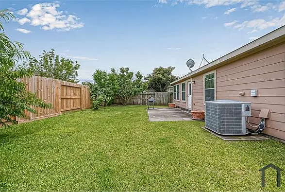 7722 Shavano Ln — Photo 34