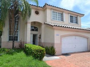 15575 SW 95th Ln, Miami, FL 33196