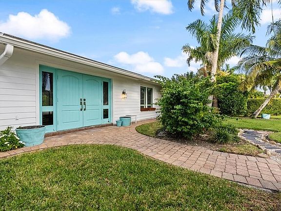 555 Whispering Pine Ln, Naples, FL 34103 | Zillow