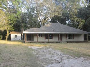 11111 E Nickens Rd, Hammond, LA 70403