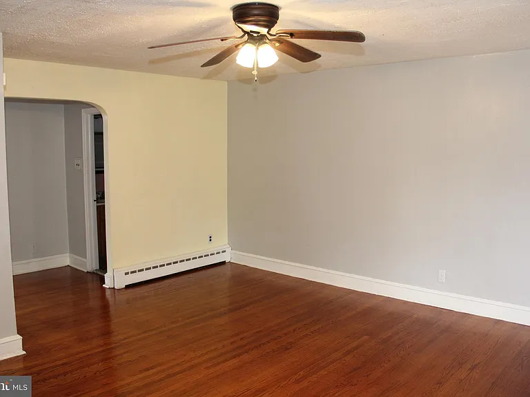 4983 Whitaker Ave — Photo 11