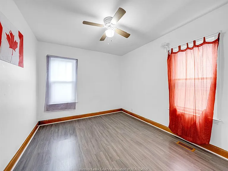 3999 Grand Marais Rd E — Photo 13