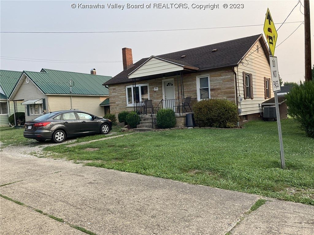 211 4th St, New Haven, WV 25265 Zillow