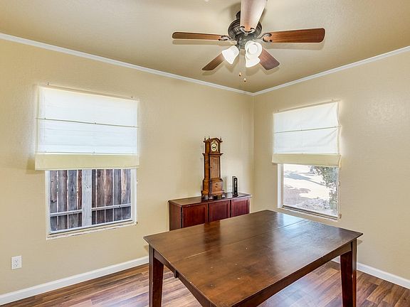 3rd image of 2041 W Brittain Dr