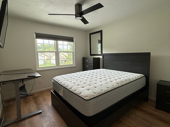 5th image of 1612 Telluride Ln #1