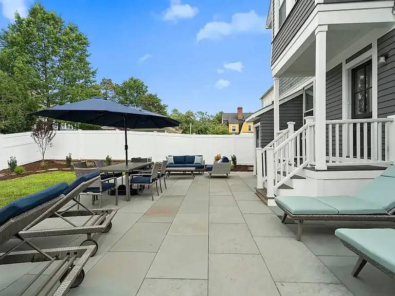 20 Hobart St #1 — Photo 21