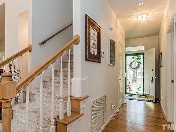 4th image of 3301 Wisteria Dr