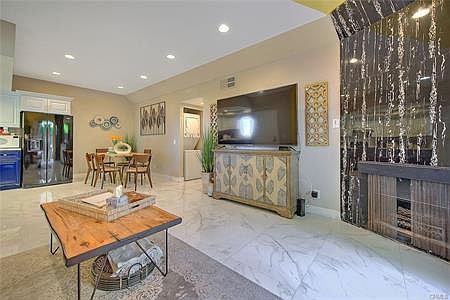 5th image of 22757 Lakeway Dr Unit 423
