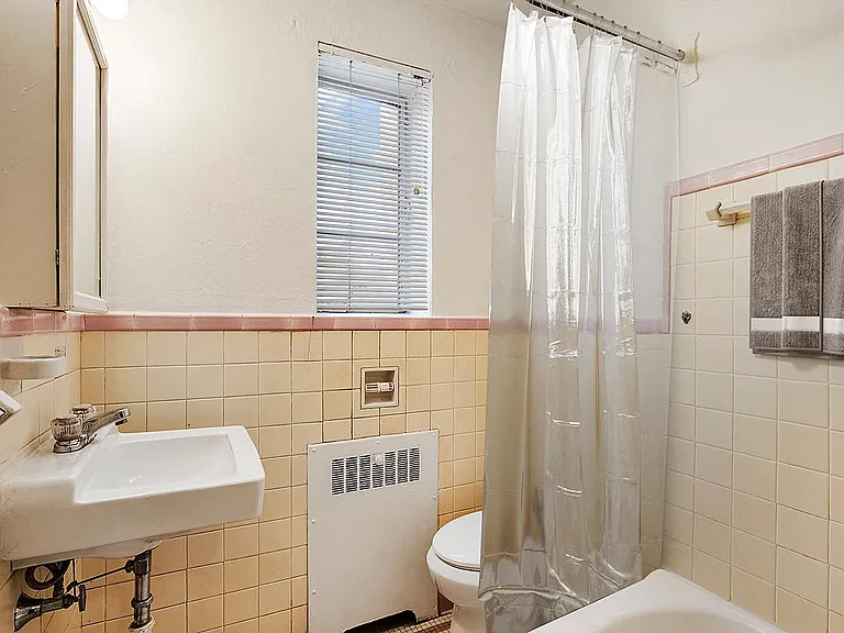 Elegante Apartments — Photo 5