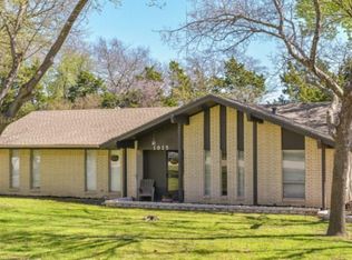 1013 Tower Dr, Cedar Hill, TX 75104