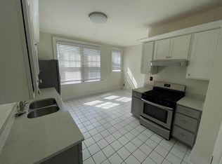 2101 N Pennsylvania St APT 5, Indianapolis, IN 46202