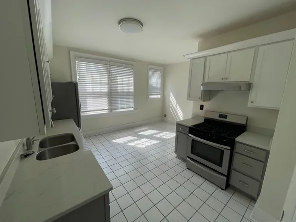 2101 N Pennsylvania St APT 5, Indianapolis, IN 46202