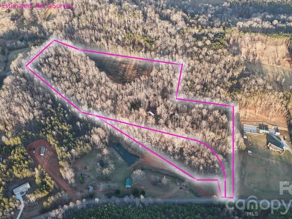 999 Bill Collins Rd, Columbus, NC 28722