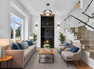 16723 19a Ave, Surrey, BC V3Z9V2