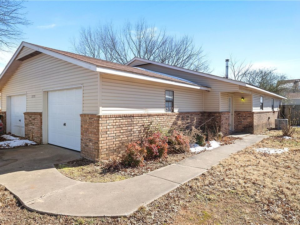 1st image of 2001 Cypress Pl #A & B