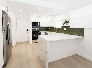 3052 SW 27th Ave APT 102, Miami, FL 33133
