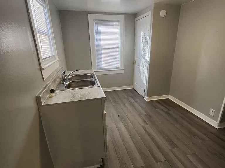 2248 N Harding St — Photo 3