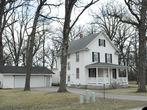 208 Wall Ave, Horace, ND 58047