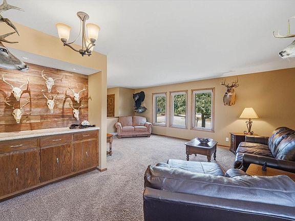 5th image of 920 Cedar COURT