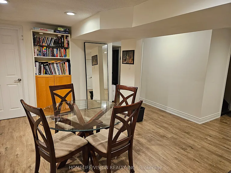 23 Glendale Rd #BASEMENT — Photo 8